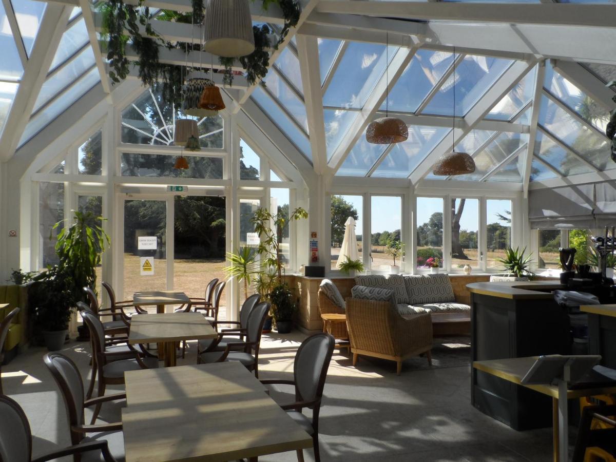 Stanton House Hotel Swindon Exterior photo